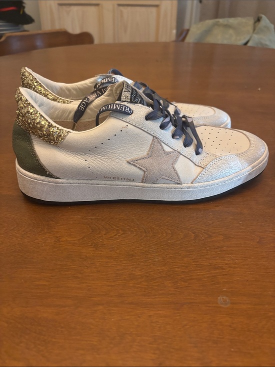 Vintage Havana Shoes - Vintage Havana Eileen Star Sneakers - White / Gold Glitter / Camo Accent Size 11